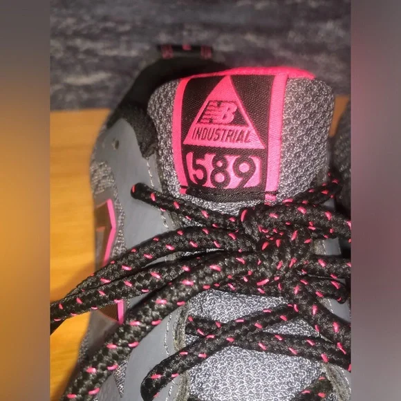 Women's New Balance 589v1 Industrial Composite Toe Work & Safety size 7B - Picture 8 of 14